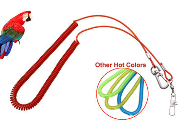 พลาสติกสีแดงลวดม้วน Lanyard Parrot Fly ความปลอดภัยการฝึกอบรมด้วย Snap Hook / Pin
